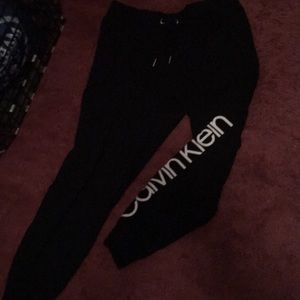 Women’s Calvin Klein joggers .like new